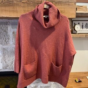 Loft poncho turtleneck XS